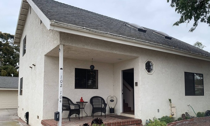 Old Town Camarillo House | Spacious enjoyable Camarillo house in Old Town-1 mile from the Camarillo Outlets