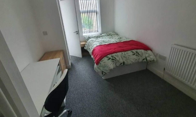 Burnley House | Spacious Ensuite Double Room-4 Burnley CityCentre