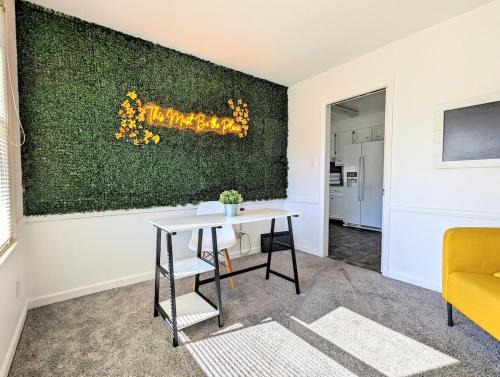 Charlotte House | Spacious family friendly home with game room by UNC Charlotte