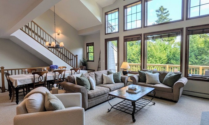 Bretton Woods House | Spacious Family Home, Guest-Loved Kitchen, Slope & Notch Views, Game Room, AC