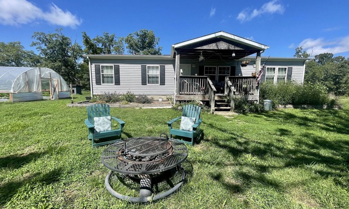 Lenox Other | Spacious farmhouse near Montauk State Park in Salem MO