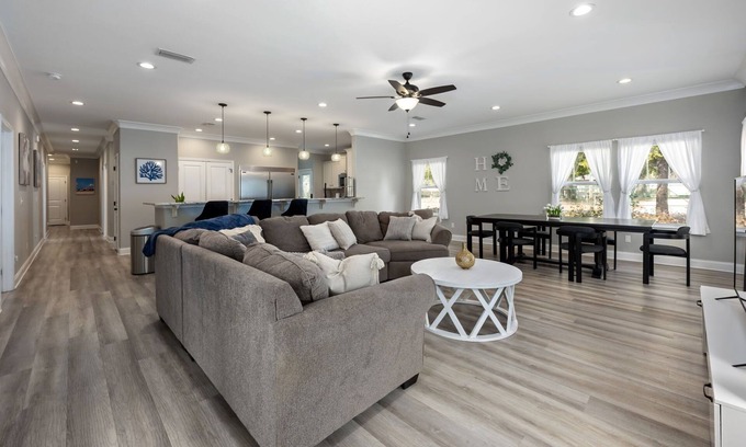 Wright House | Spacious Fort Walton Beach Home