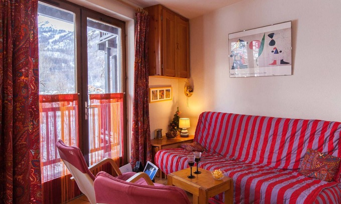Monetier-les-Bains Apartment | Spacious Apartment · Near the Slopes · Free WiFi · Close to Les Grands Bains Spa