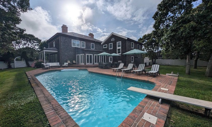 Culloden Shores House | Spacious Harbor House w/Heated Pool