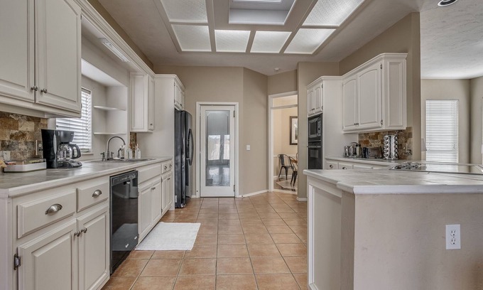 Oklahoma City House | Spacious Home Away from Home In Edmond