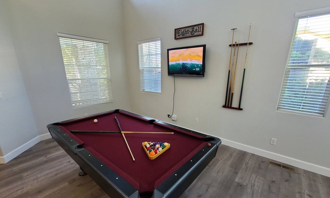 Reno House | Spacious Home Close to Tahoe and Downtown Reno