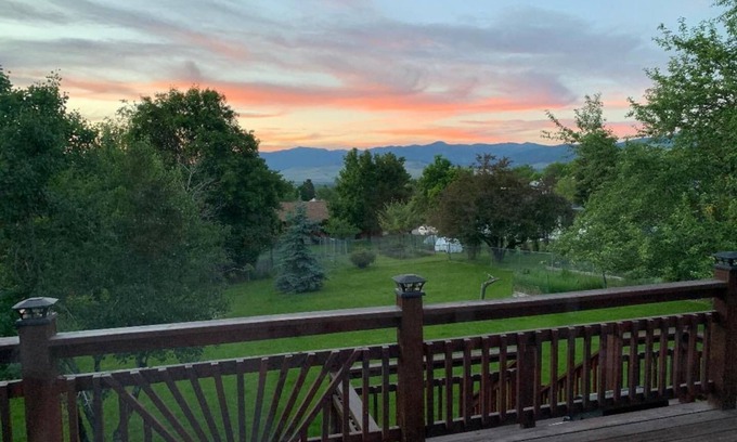 Moose Can Gully House | Spacious home in the South Hills of Missoula with a great view