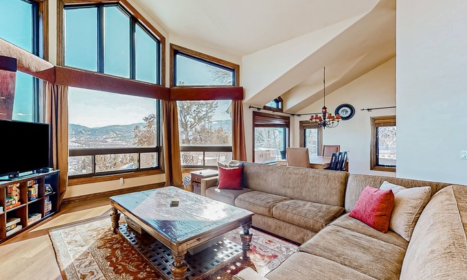 Eagle House | Spacious home near outdoor rec with hot tub, pool table, & chef's kitchen