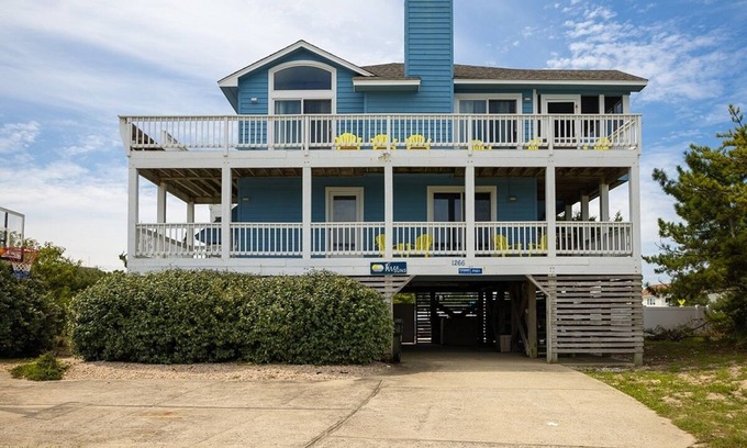 Ocean Hill House | Spacious Home, Private Pool&Spa~2 minute walk to the beach!