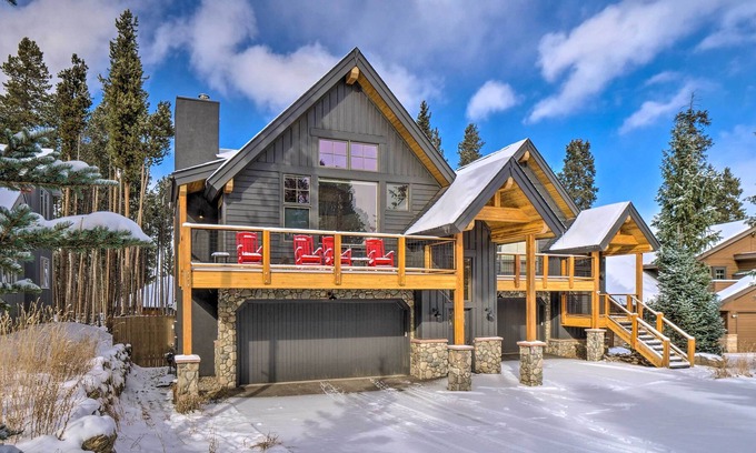 Warrior's Mark West House | Spacious Home, Short Shuttle Ride to Resort!