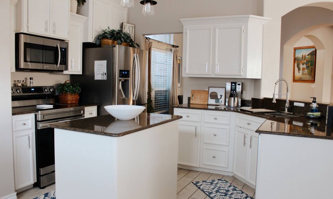 South Side House | Spacious Home Sleeps 6 w/Game Room
