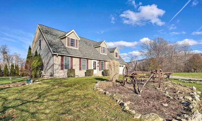 Manchester Center House | Spacious Home Near Bromley Mountain Ski Resort!