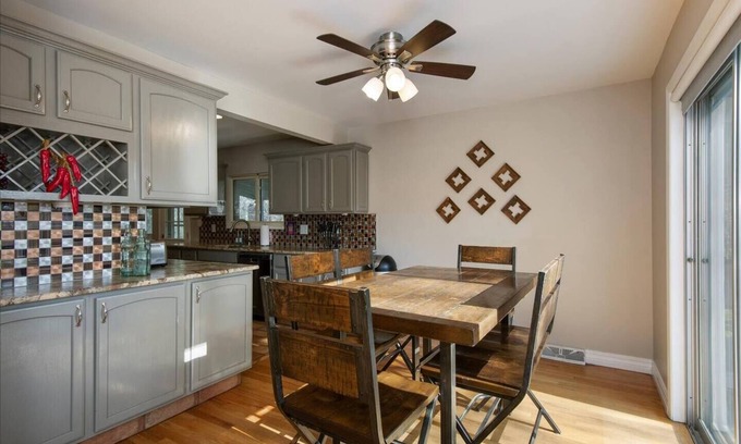 Littleton House | Spacious Homestead 3 Baths Game Den Yard