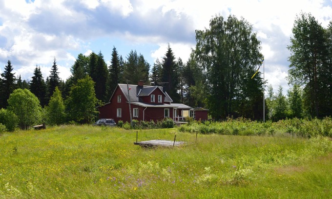 Torsby O House | spacious house on the river, away from the traffic noise and in the middle of nature