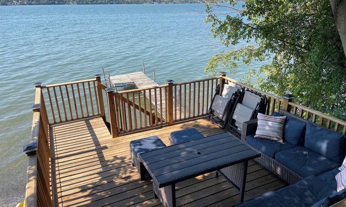 Town of Owasco House | Spacious Lakefront Home for Large Groups, 2 Acres, Central AC, Kayaks, Boat Dock