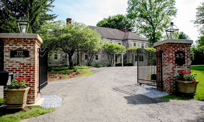 Pittsfield House | Spacious Luxury Berkshire's Estate on 21 acres