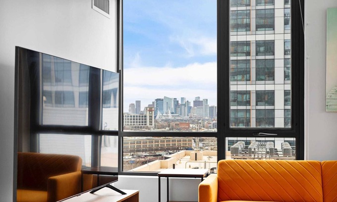 Boston Apartment | Spacious & modern 2BR 2BA Flat assembly Square