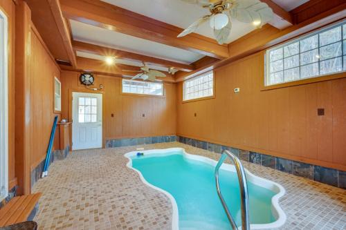 Mount Mourne House | Spacious Mooresville Home with Lake Norman View!