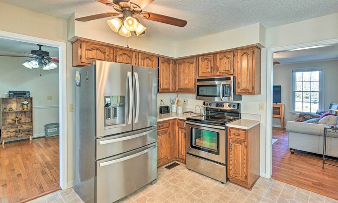 Rural Hill House | Spacious Mt Juliet Home w/1 Acre Yard!