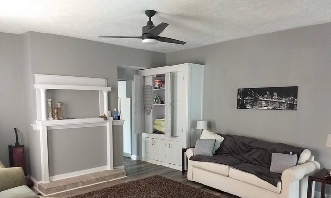 Covington House | Spacious Neo-Rustic Home - 5 Minutes From Downtown Cincinnati -