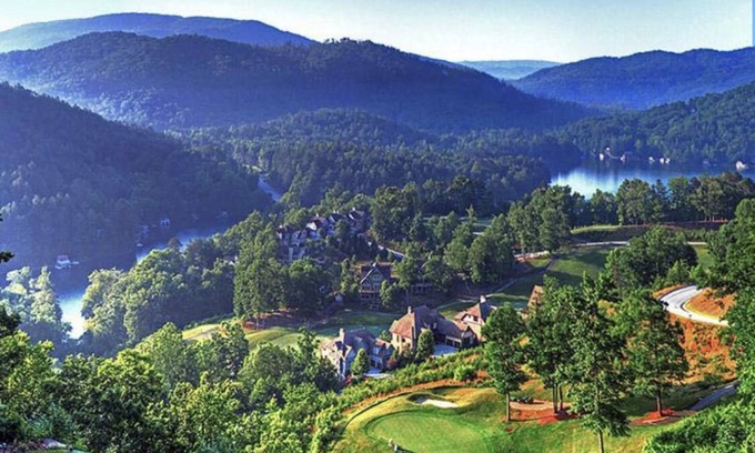 Clayton House | Spacious North Georgia Mountain Resort Home By Lake Burton