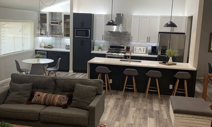 Woods of Shavano House | Spacious open home convenient to attractions