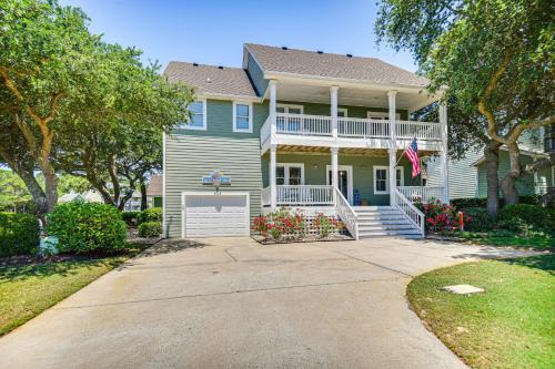 Corolla House | Spacious Outer Banks Home - Golf and Beach Access!