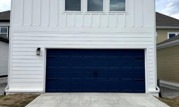 Oxford House | Spacious Oxford Commons Retreat - 2 miles 2 Square