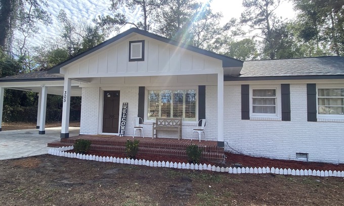 Valdosta House | Spacious & Peaceful 3BR 2bath 4 Queen Bed Near down town & nice neighborhood