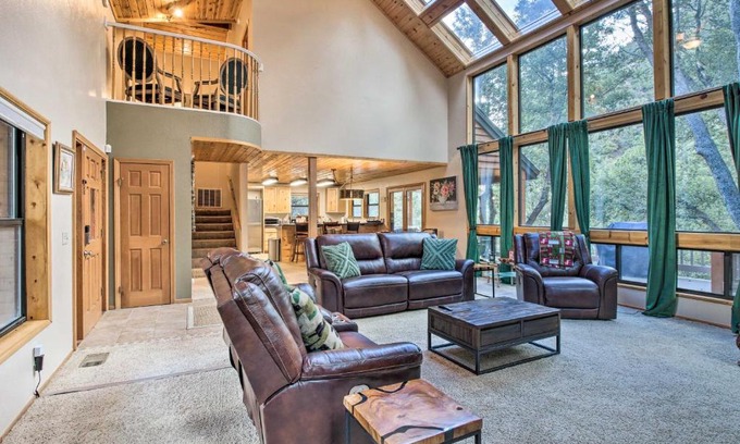 Pine Mountain Club House | Spacious Pine Mountain Club Cabin with Fire Pit