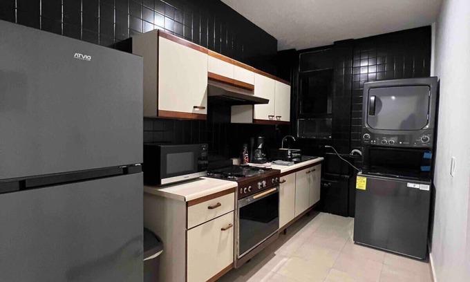 Miguel Hidalgo Apartment | Spacious Polanco Stay, TVs and Desks in Each Room!