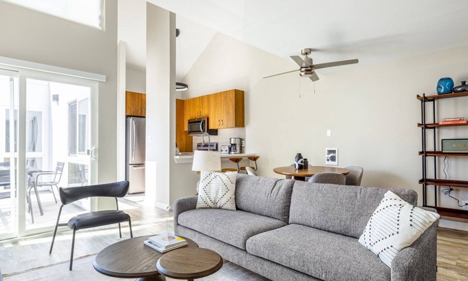 South Redondo Apartment | Spacious Redondo Beach 2BR Loft w/Pool, Gym, steps to Beach, by Blueground