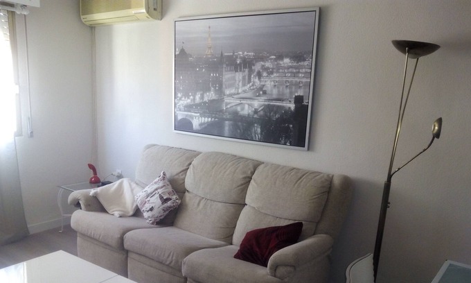 Murcia Apartment | spacious renovated apartment with garage all new Ideal couples