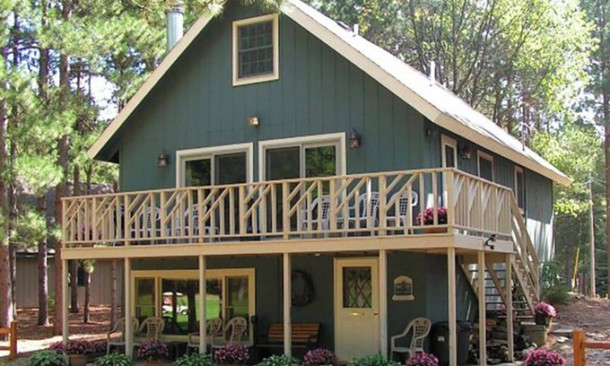 Thompsonville House | Spacious Resort Home on 10th Fairway - 6 Bedrooms, 3 Baths. GOLF, SKI, SPA
