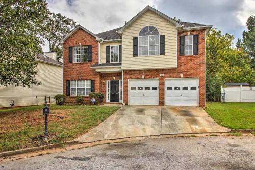 Stone Mountain House | Spacious Stone Mountain Home - Walk Everywhere!