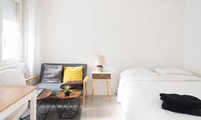 Clignancourt Apartment | Spacious studio in the center of Montmartre