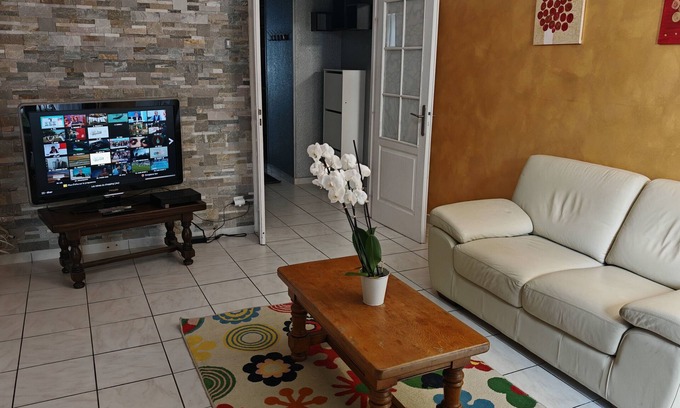 Cran-Gevrier Apartment | Spacious T4 at Annecy's doors
