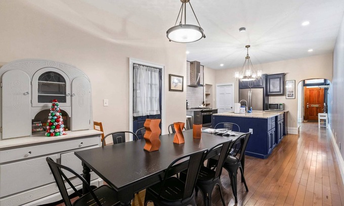 Manchester House | Spacious Townhouse Close to Casino/Stadiums 8