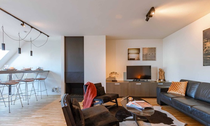 Duinbergen Apartment | Spacious two bedroom apartment nearby the beach