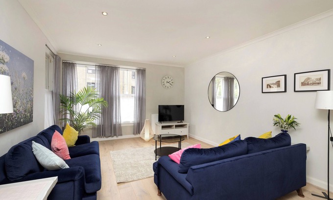 West End Apartment | Spacious two-bedroom mews cottage located in the beautiful Dean Village area of Edinburgh. Sleeps 4.