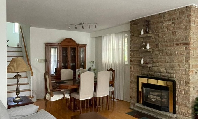 Guildwood Apartment | Spacious two bedroom main floor suite in Guildwood