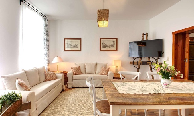 Annaberg-Buchholz Apartment | Spacious vacation apartment for up to 8 people centrally located next to St. Annenkirche church