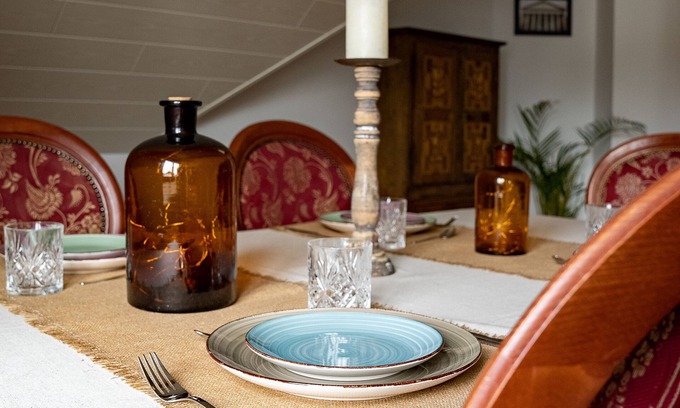 Bevern Apartment | Spacious vacation apartment with a view of the castle hill