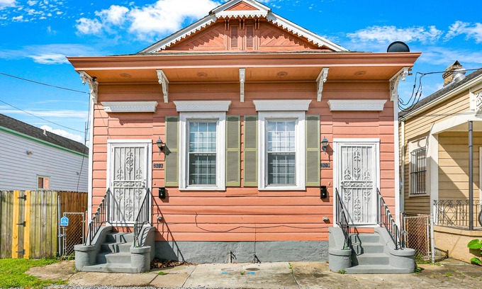 Treme House | Spacious, Vibrant Home Near French Quarter Perfect for NOLA Getaway!