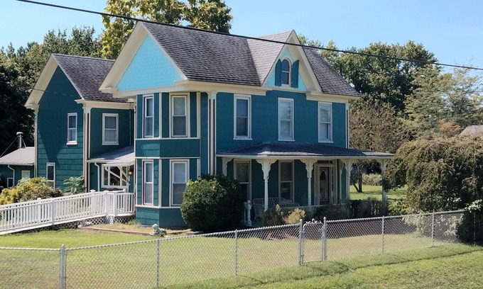 Rock Hall House | Spacious Victorian close to everything in RH - Wheelchair friendly. Sleeps 11
