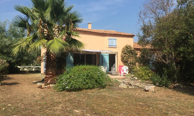 Solaro Villa | Spacious villa facing the sea - not overlooked and - Beach 2 min. walk -