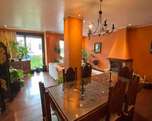 Dilbeek Villa | Spacious Villa in Dilbeek with Private Garden, Ideal for Families & Business