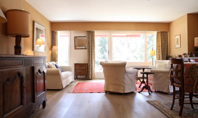 Chermignon Apartment | Spacious with Garden for up to 6 guests, Mamounia