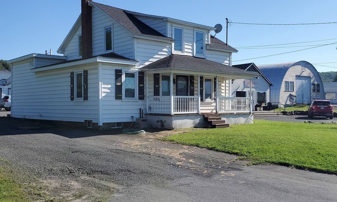 Frenchville House | SpaciousHome - Great location, direct access to Atv and snowmobile trails!