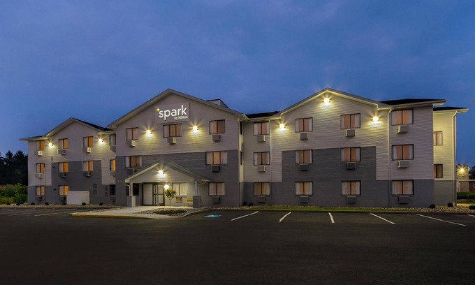 Carlisle Hotel | Spark By Hilton Carlisle South
